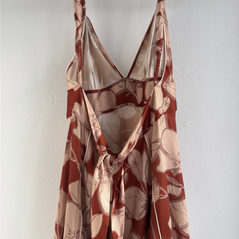 Floral Midi Dress in Orange and Cream - Picture 3 of 6